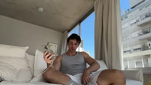 Snapshot of iggydavid chatting on 11-15-25, 06:45 iggydavid online show from 11-15-25, 06:45