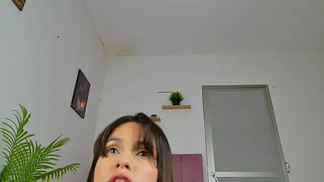 ginny ross online show from 06-27-26, 03:56