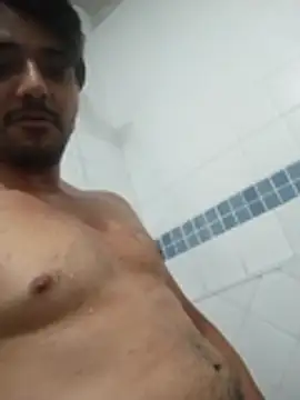 Snapshot of Heterobusca chatting on 11-13-25, 01:53 Heterobusca online show from 11-13-25, 01:53