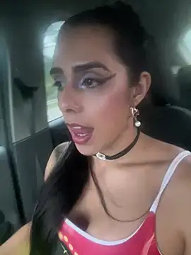 Monahliza online show from 02-15-26, 09:58