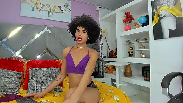 Zaira sofiaa online show from 05-09-26, 02:15