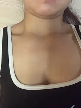 Diana-sexyy online show from 02-06-26, 03:46