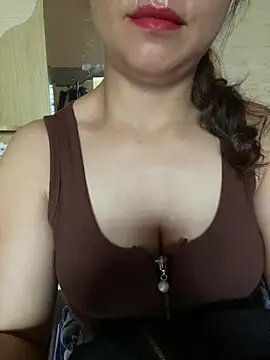Diana-sexyy online show from 04-28-26, 03:55