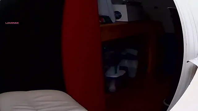 Snapshot of NaZtySar4h chatting on 07-14-26, 07:24 NaZtySar4h online show from 07-14-26, 07:24