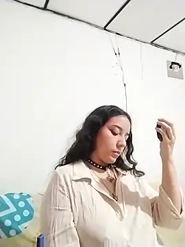 chibi love online show from 12-21-25, 04:14