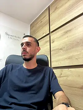 juancamodel online show from 11-24-25, 07:03