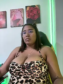 morena-2025 online show from 04-25-26, 11:02