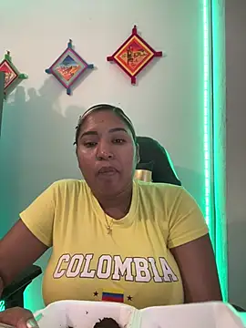 Snapshot of morena-2025 chatting on 07-13-26, 10:53 morena-2025 online show from 07-13-26, 10:53