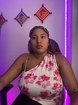 Snapshot of morena-2025 chatting on 07-11-26, 07:47 morena-2025 online show from 07-11-26, 07:47