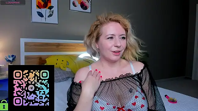 miss lisaaa online show from 12-14-25, 02:29