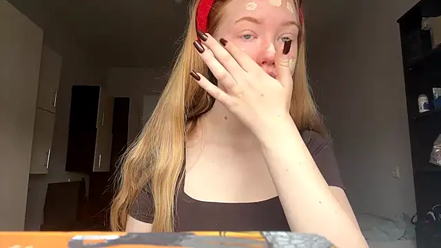 FerminaDepaula online show from 11-14-25, 08:18