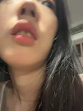 TinyBabe online show from 05-09-26, 12:52