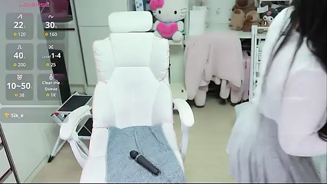 kimhyeona2005 online show from 02-12-26, 12:05