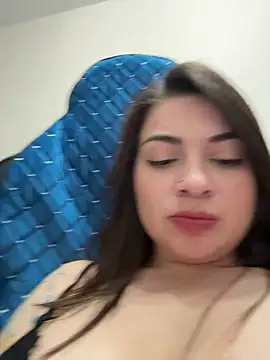 Lovynna online show from 05-24-26, 06:52