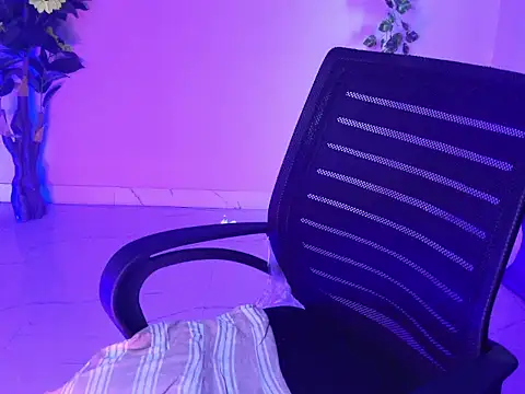 Saira Hotty online show from 03-14-26, 05:02