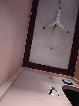 Ritik143jhil online show from 01-15-26, 09:56