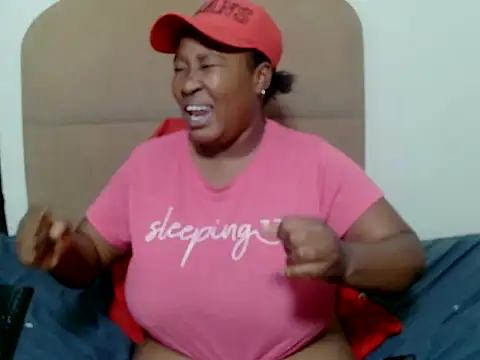 MissMoyo online show from 12-22-25, 12:00