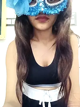 Snapshot of TINA9900 chatting on 11-13-25, 01:04 TINA9900 online show from 11-13-25, 01:04