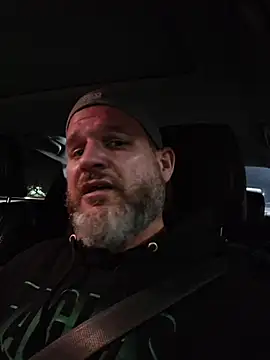 Snapshot of Hardon4youlady chatting on 11-23-25, 03:49 Hardon4youlady online show from 11-23-25, 03:49