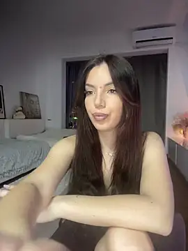 MiraDelynn online show from 12-19-25, 09:06