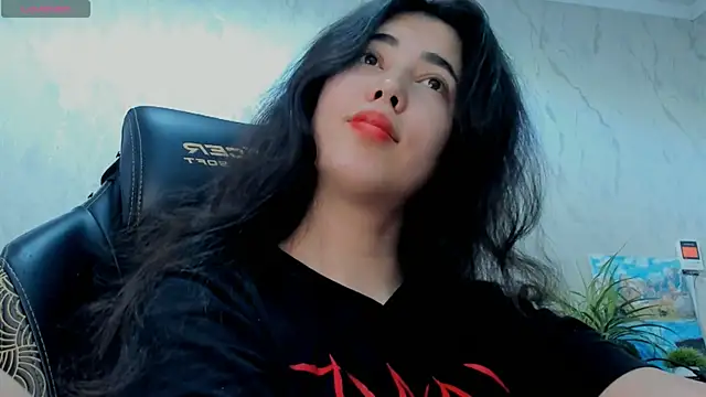 Snapshot of Diara_1an chatting on 08-03-26, 05:37 Diara 1an online show from 08-03-26, 05:37