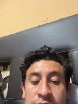 Snapshot of manrrique4567 chatting on 02-14-26, 04:45 manrrique4567 online show from 02-14-26, 04:45