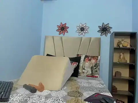 Alice sexy26 online show from 02-05-26, 11:11