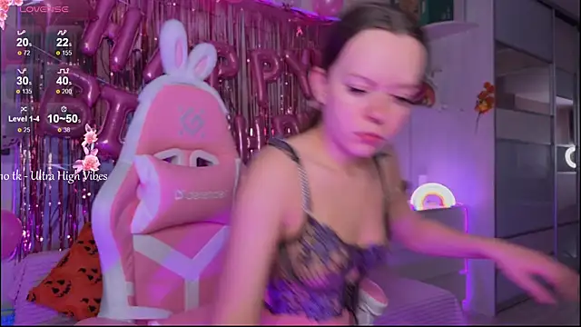 CheekySashaCharm online show from 12-15-25, 03:34