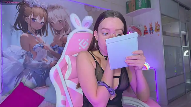 CheekySashaCharm online show from 05-01-26, 06:18