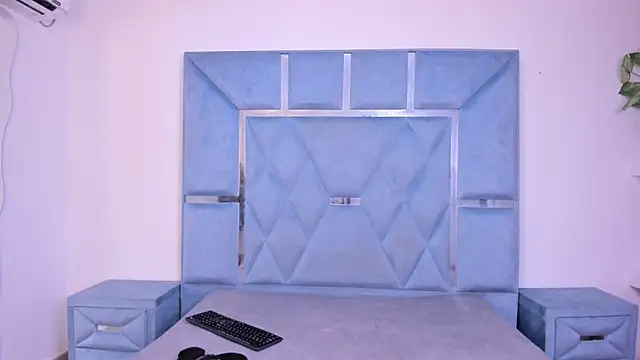 Snapshot of Kymasm chatting on 02-13-26, 12:49 Kymasm online show from 02-13-26, 12:49