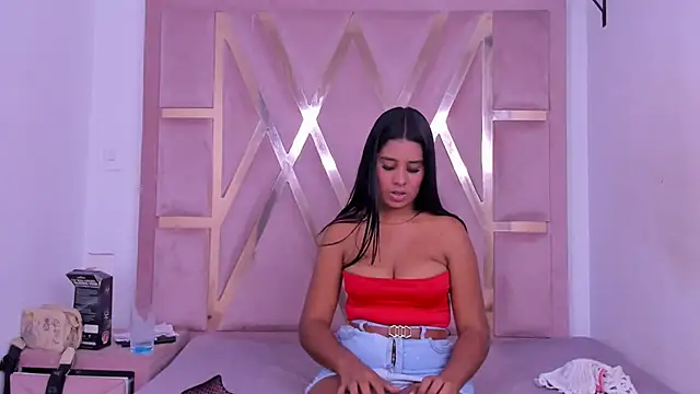 Snapshot of Kymasm chatting on 02-24-26, 01:12 Kymasm online show from 02-24-26, 01:12