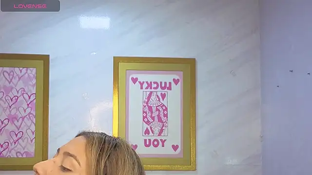 Evy Luxx v online show from 04-11-26, 03:47