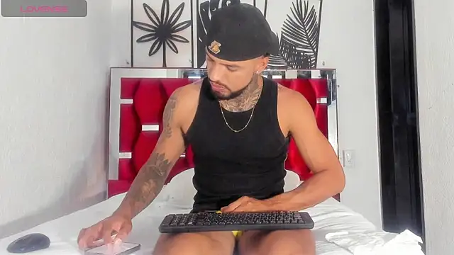 Jacob 77  online show from 12-16-25, 07:40