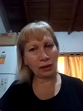 Snapshot of SexyMilf1211 chatting on 04-21-26, 06:25 SexyMilf1211 online show from 04-21-26, 06:25