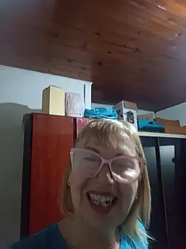 Snapshot of SexyMilf1211 chatting on 07-15-26, 01:51 SexyMilf1211 online show from 07-15-26, 01:51