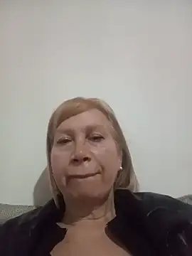 Snapshot of SexyMilf1211 chatting on 05-19-26, 10:55 SexyMilf1211 online show from 05-19-26, 10:55