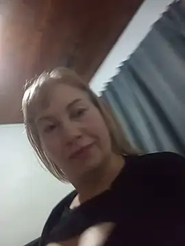 Snapshot of SexyMilf1211 chatting on 07-08-26, 10:49 SexyMilf1211 online show from 07-08-26, 10:49