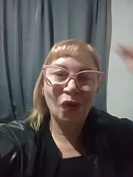 Snapshot of SexyMilf1211 chatting on 07-04-26, 12:21 SexyMilf1211 online show from 07-04-26, 12:21
