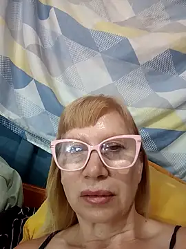 SexyMilf1211 online show from 03-10-26, 10:41