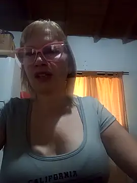 SexyMilf1211 online show from 04-13-26, 01:48