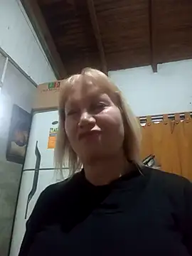 Snapshot of SexyMilf1211 chatting on 05-05-26, 12:24 SexyMilf1211 online show from 05-05-26, 12:24