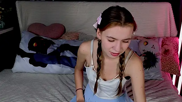 RochelCozzi online show from 11-30-25, 07:25