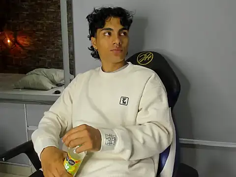 MattFiore online show from 01-13-26, 06:23