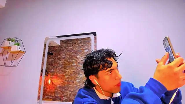 MattFiore online show from 12-22-25, 07:58