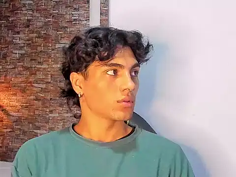 MattFiore online show from 12-14-25, 06:02