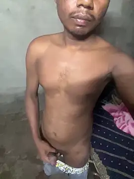 Snapshot of banty05 chatting on 11-13-25, 07:07 banty05 online show from 11-13-25, 07:07