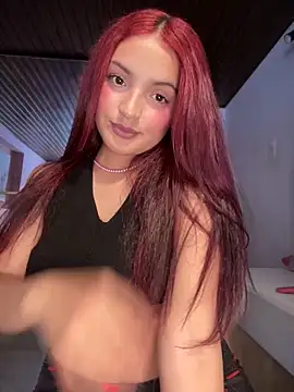 Snapshot of Auroraa_Pink chatting on 11-13-25, 07:07 Auroraa Pink online show from 11-13-25, 07:07