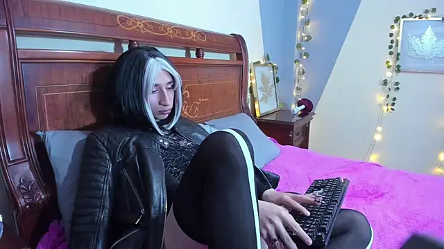 Charlothe 7 online show from 11-29-25, 04:56