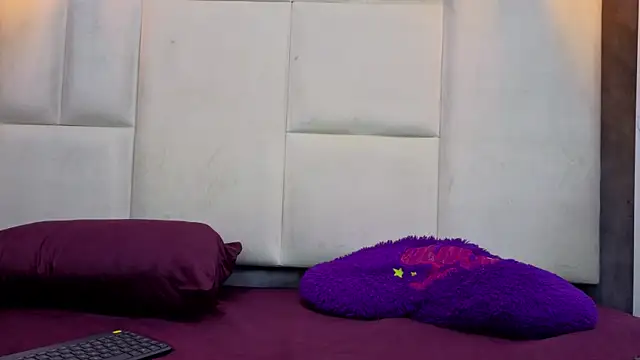 Snapshot of Valentino_moretti chatting on 06-12-26, 11:41 Valentino moretti online show from 06-12-26, 11:41