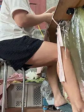 -Bella-a online show from 04-15-26, 12:16